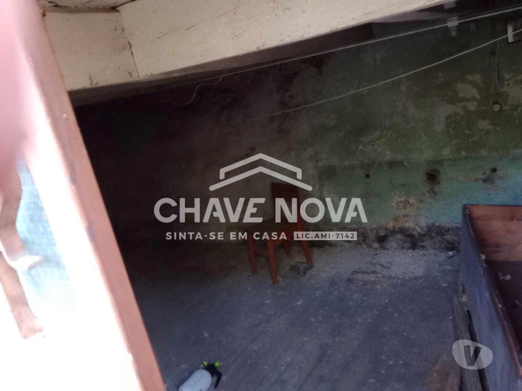 Apartamentos a venda Porto - Fotos para Porto-Casa para recuperar em Campanhã (RT 02382)