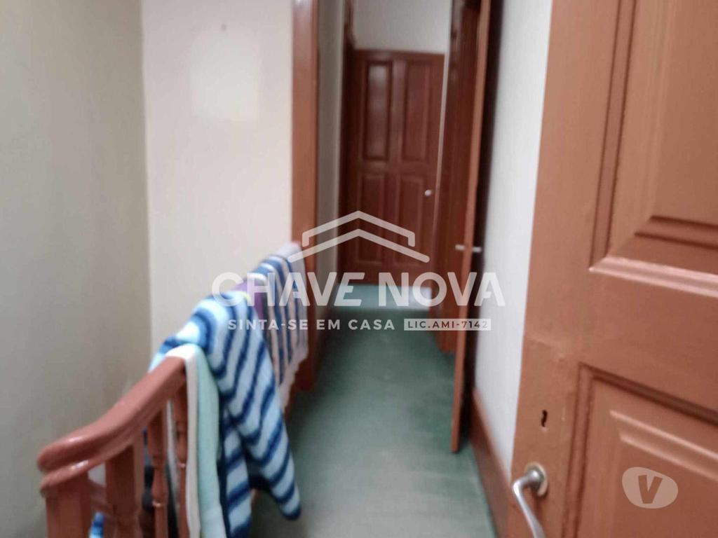 Apartamentos a venda Porto - Fotos para Porto-Casa para recuperar em Campanhã (RT 02382)