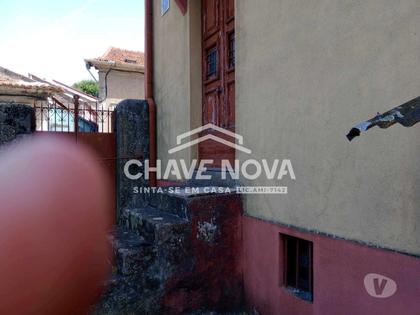 Apartamentos a venda - Fotos para Porto-Casa para recuperar em Campanhã (RT 02382)