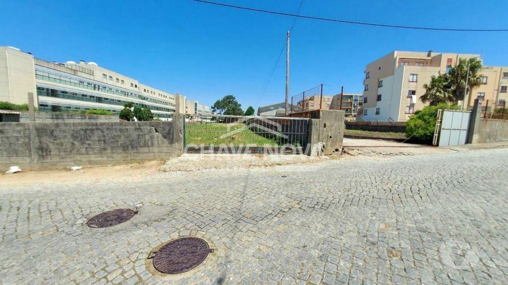 Terrenos Vila Nova de Gaia - Fotos para Lote de terreno com uma área total de 3.500 m², em São Félix da