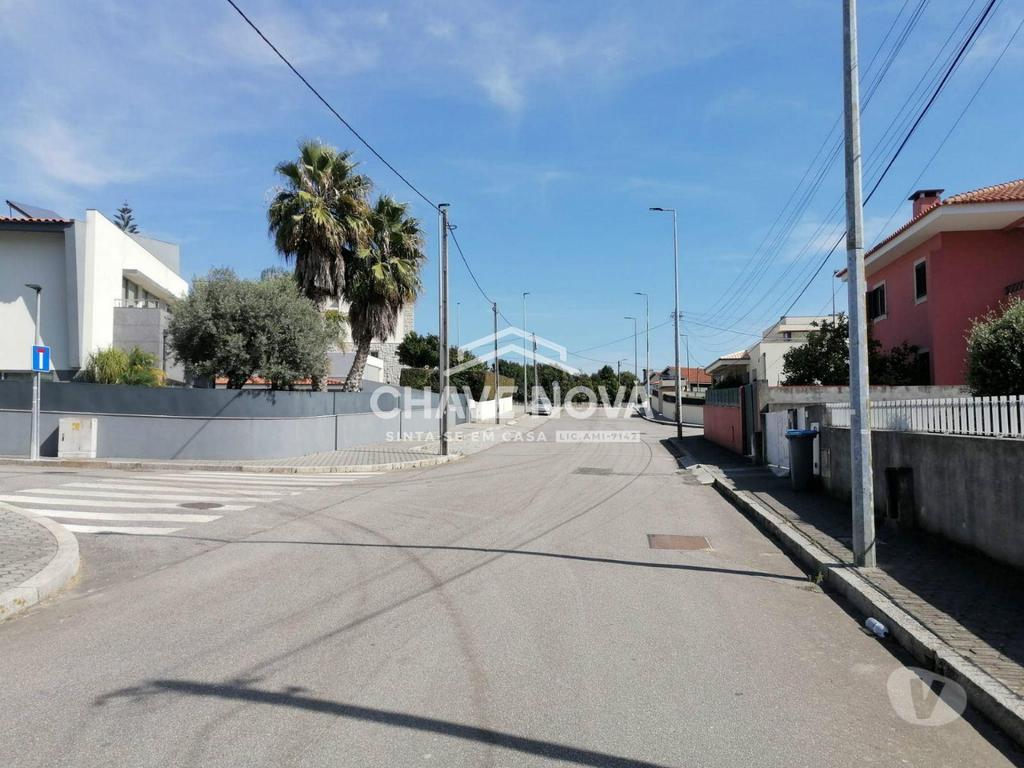 Terrenos Vila Nova de Gaia - Fotos para Lote de Terreno para Moradia Geminada em Perosinho. (MAD 01506)
