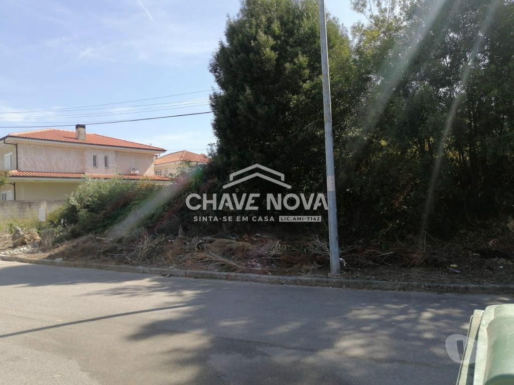 Terrenos Vila Nova de Gaia - Fotos para Lote de Terreno para Moradia Geminada em Perosinho. (MAD 01506)