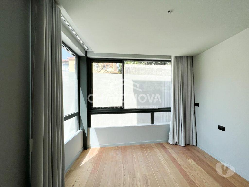 Apartamentos a venda Vila Nova de Gaia - Fotos para Apartamento T1 Novo na Avenida da Republica, VN Gaia (SMF 02520)