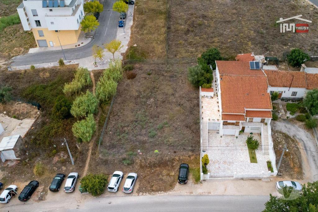Comprar Loja Ourém - Fotos para Terreno para Construção de Prédio