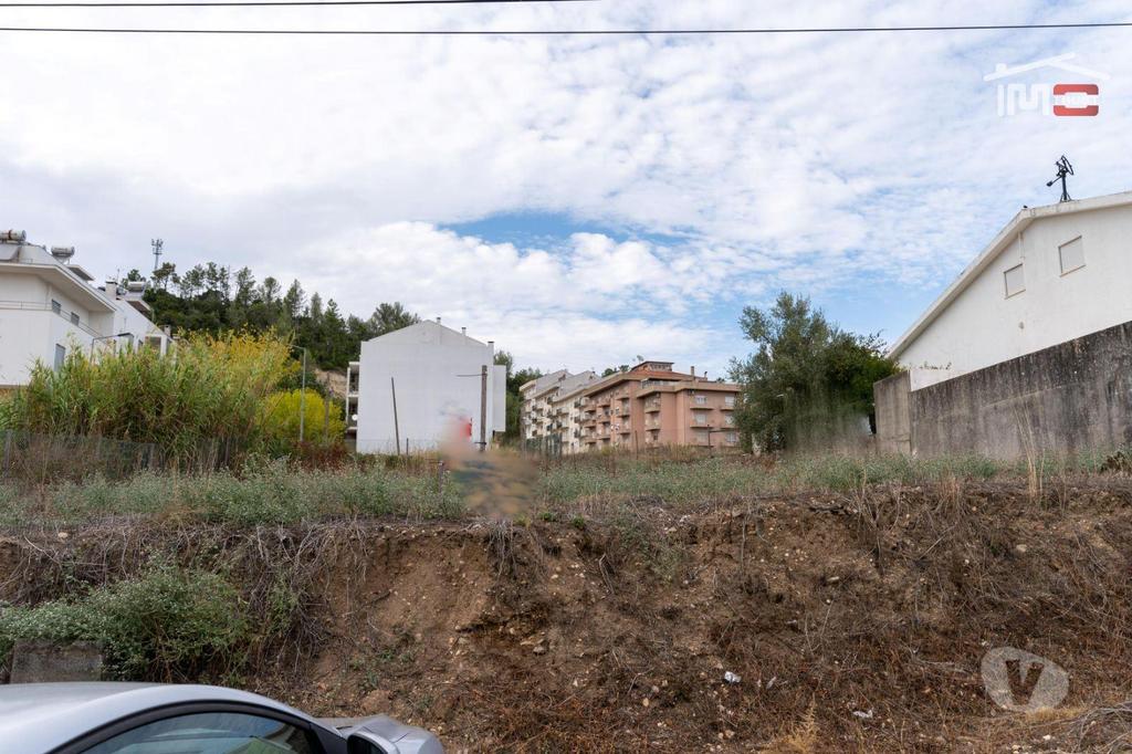 Comprar Loja Ourém - Fotos para Terreno para Construção de Prédio