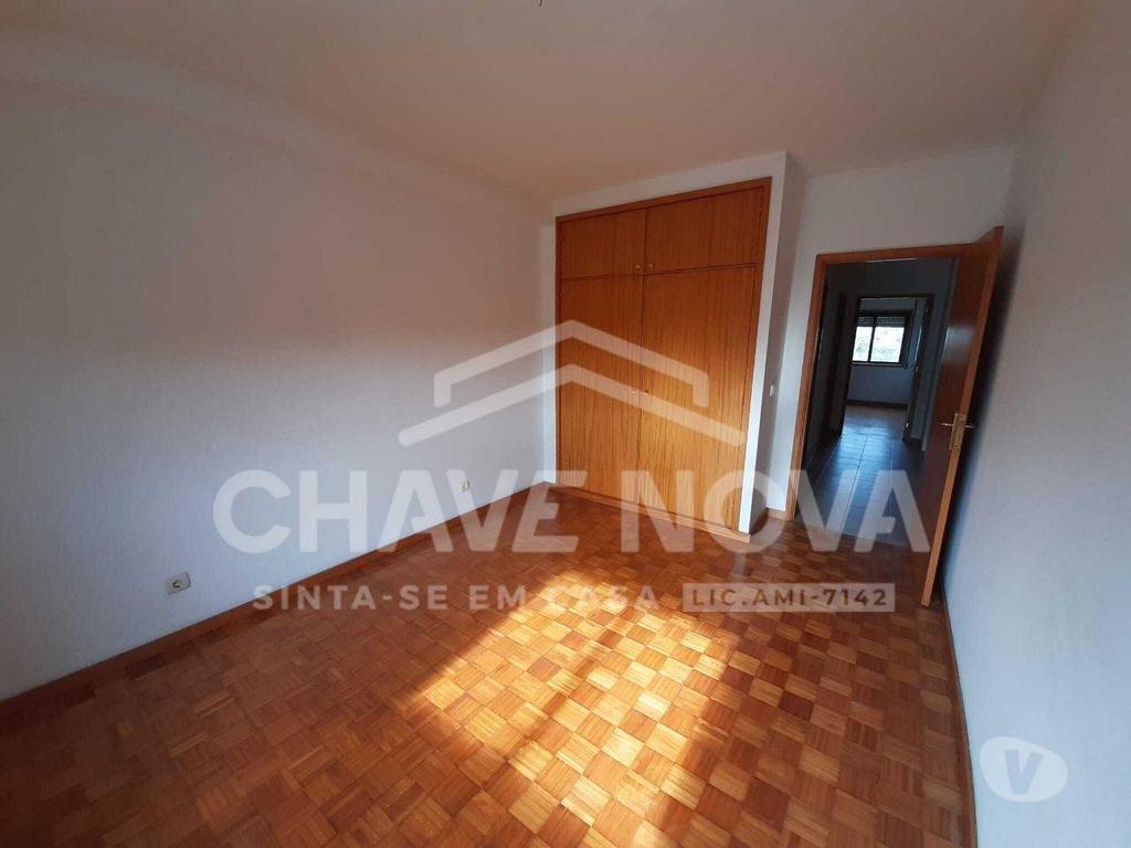 Apartamentos a venda Gondomar - Fotos para Gondomar-T2 com lugar de garagem - Alto de Barreiros (RT 02217)