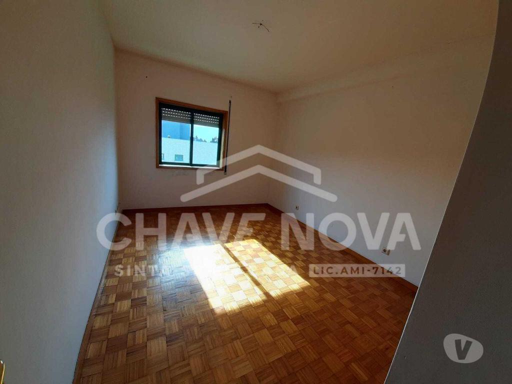Apartamentos a venda Gondomar - Fotos para Gondomar-T2 com lugar de garagem - Alto de Barreiros (RT 02217)