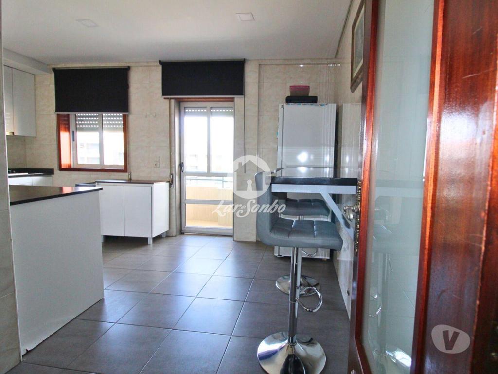 Apartamentos a venda Barcelos - Fotos para Apartamento T3 Remodelado no Centro da Cidade de Barcelos