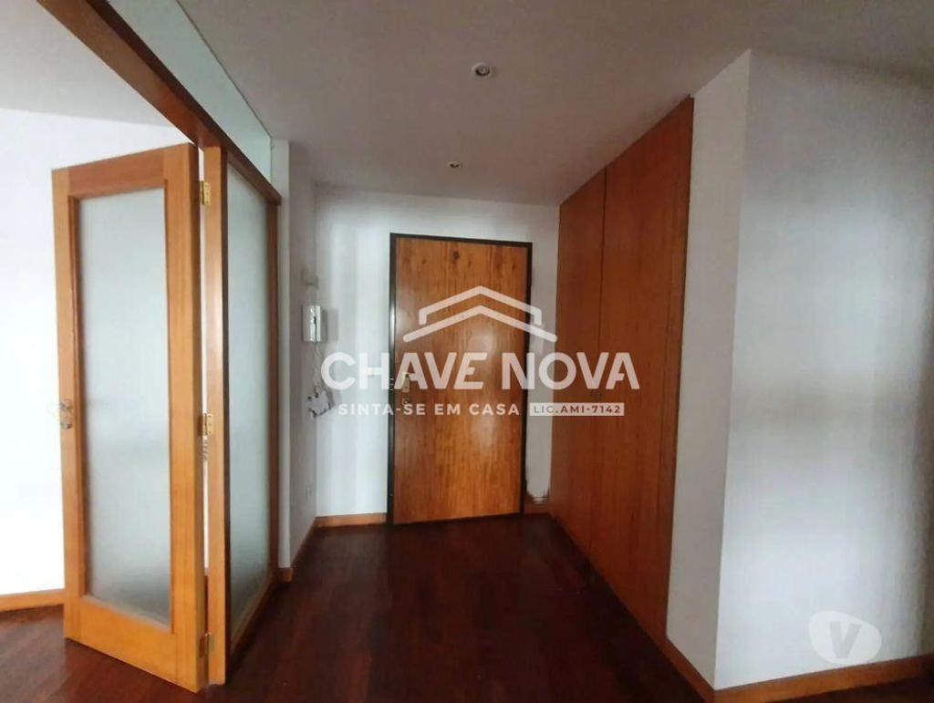 Apartamentos a venda Gondomar - Fotos para Gondomar-Apartamento T1 situado em Baguim do Monte (RT 02470)