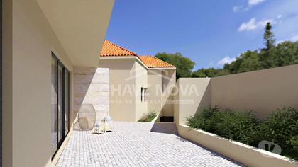 Casas e apartamentos - venda - Fotos para Moradia T3 p remodelar - Centro da Maia (com piscina)