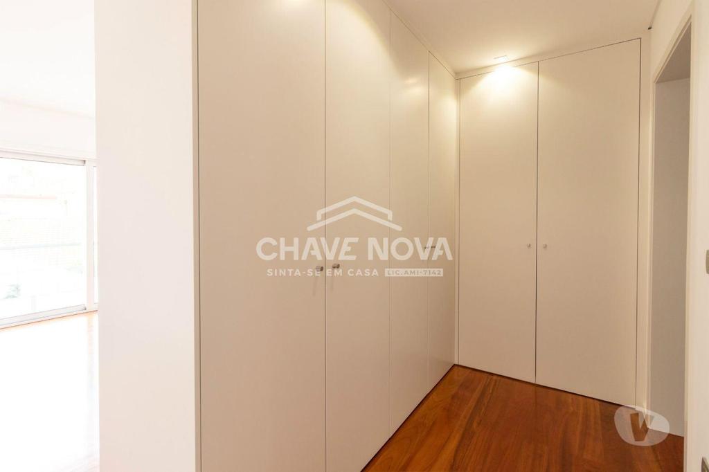 Apartamentos a venda Espinho - Fotos para Espinho-Moradia T4+2 no centro de Espinho (SMF 02524)