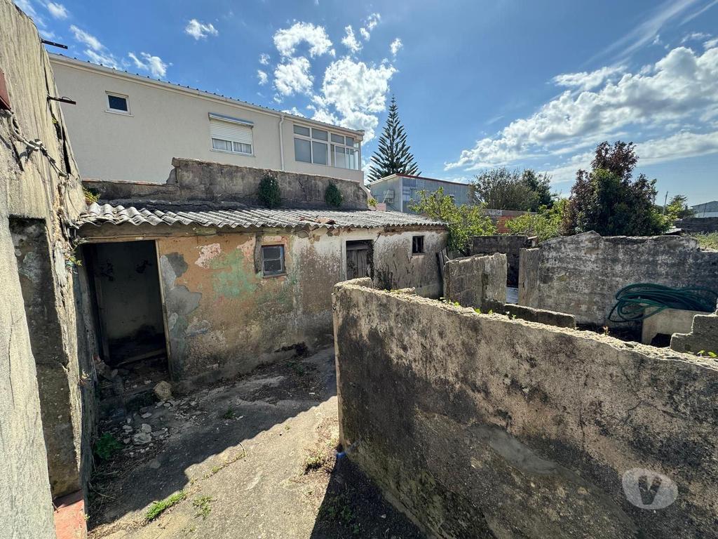 Apartamentos a venda Espinho - Fotos para Espinho-Moradia para Reconstrução em Espinho (GRJ 00094)