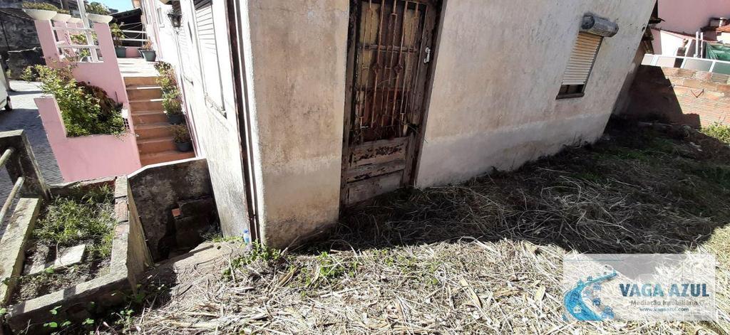 Apartamentos a venda Gondomar - Fotos para Moradia Térrea T1 com quintal e anexo para Recuperar na Venda