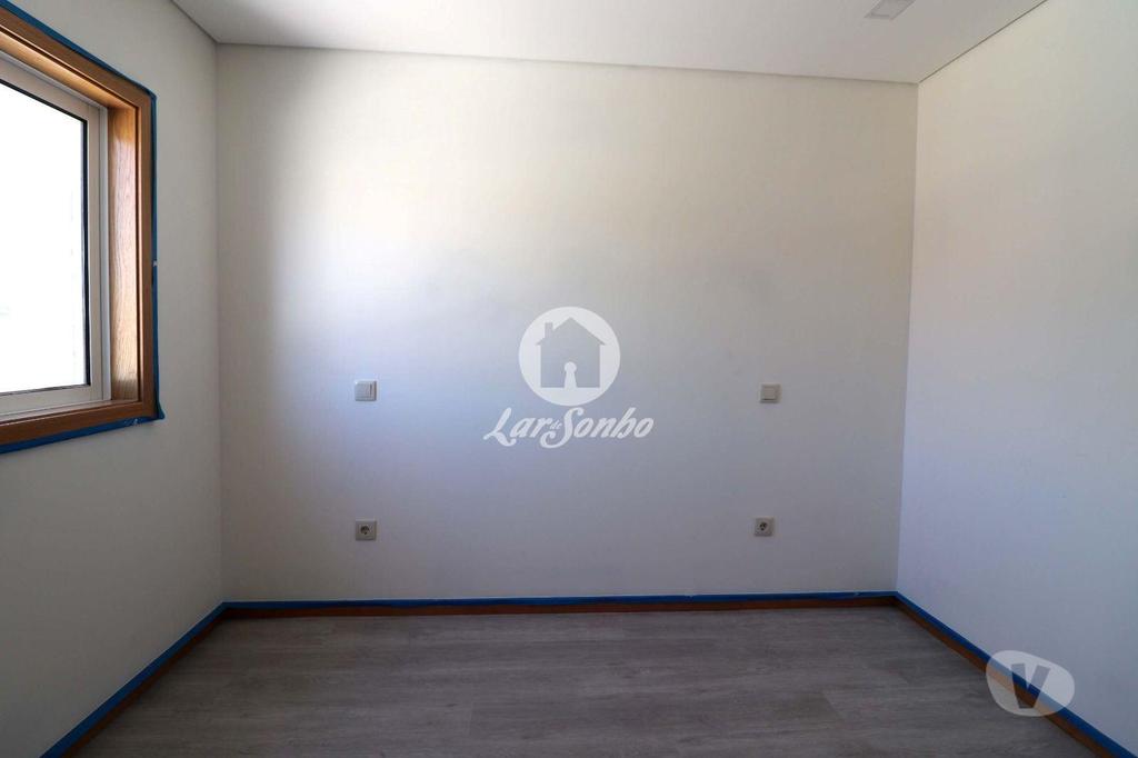 Apartamentos a venda Espinho - Fotos para Espinho-Moradia Terrea Em Espinho (259-M-00165)