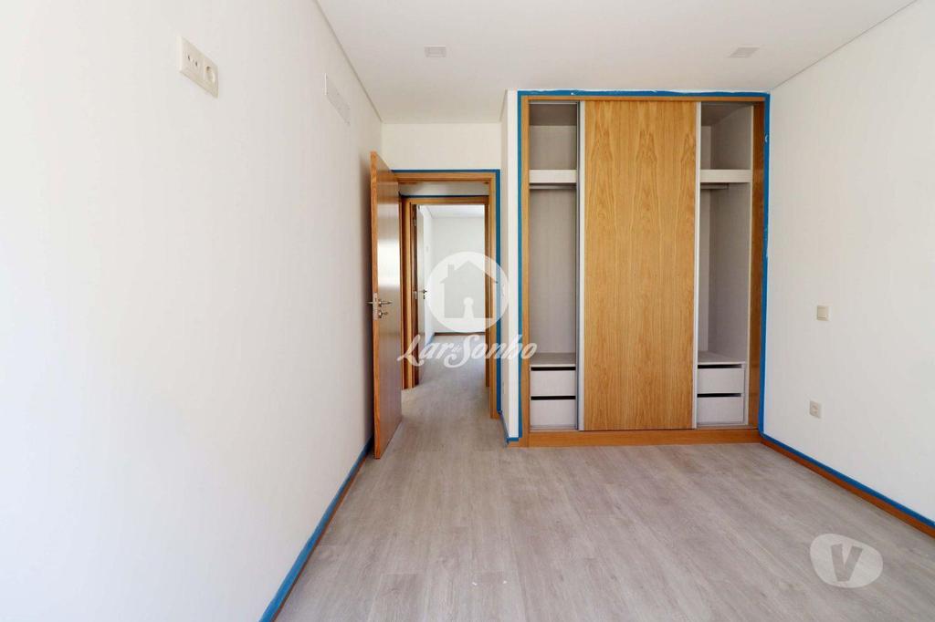 Apartamentos a venda Espinho - Fotos para Espinho-Moradia Terrea Em Espinho (259-M-00165)
