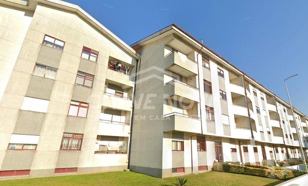 Apartamentos a venda Vila Nova de Gaia - Fotos para Vila-nova-de-gaia-Apartamento T2 em Oliveira do Douro (OD 02118)