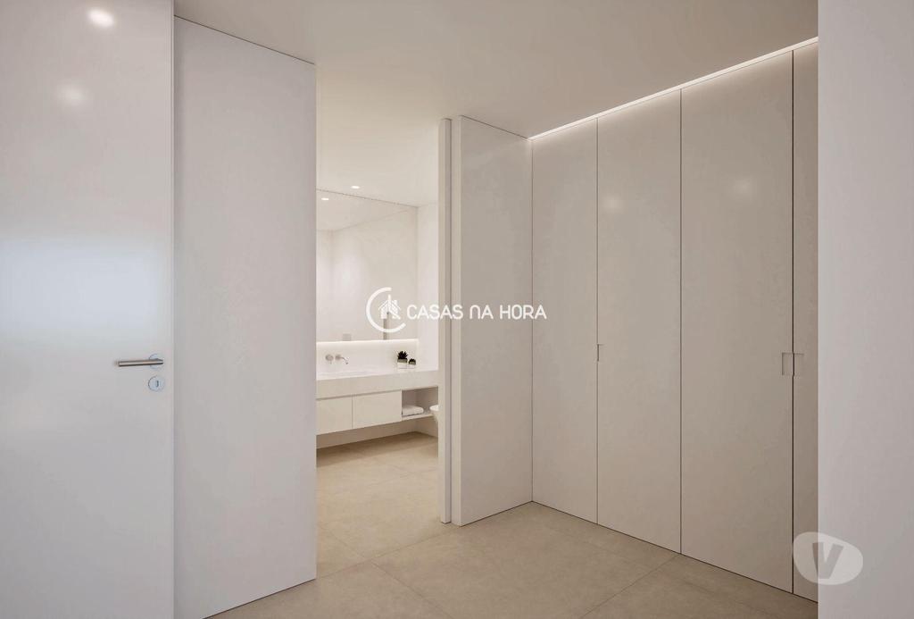 Apartamentos a venda Lagos - Fotos para Moradia contemporânea com garagem, piscina, jacuzzi, jardim e