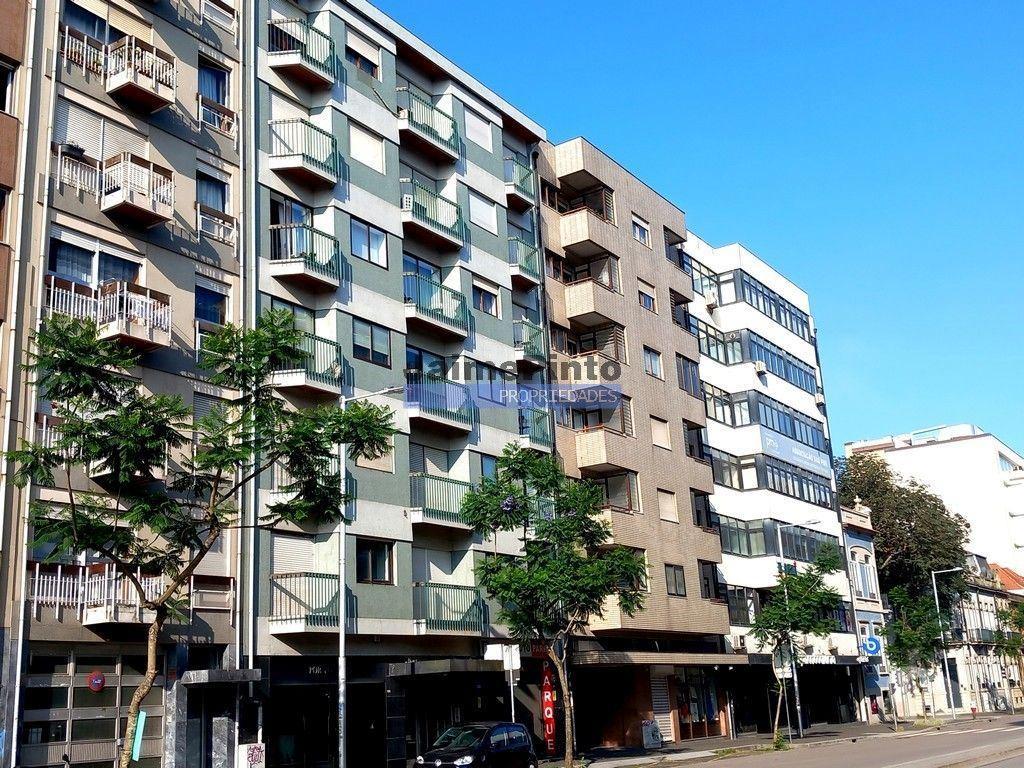 Apartamentos a venda Porto - Fotos para APARTAMENTO T3, RESTAURADO, PORTO, BOAVISTA. Portugal, Porto,