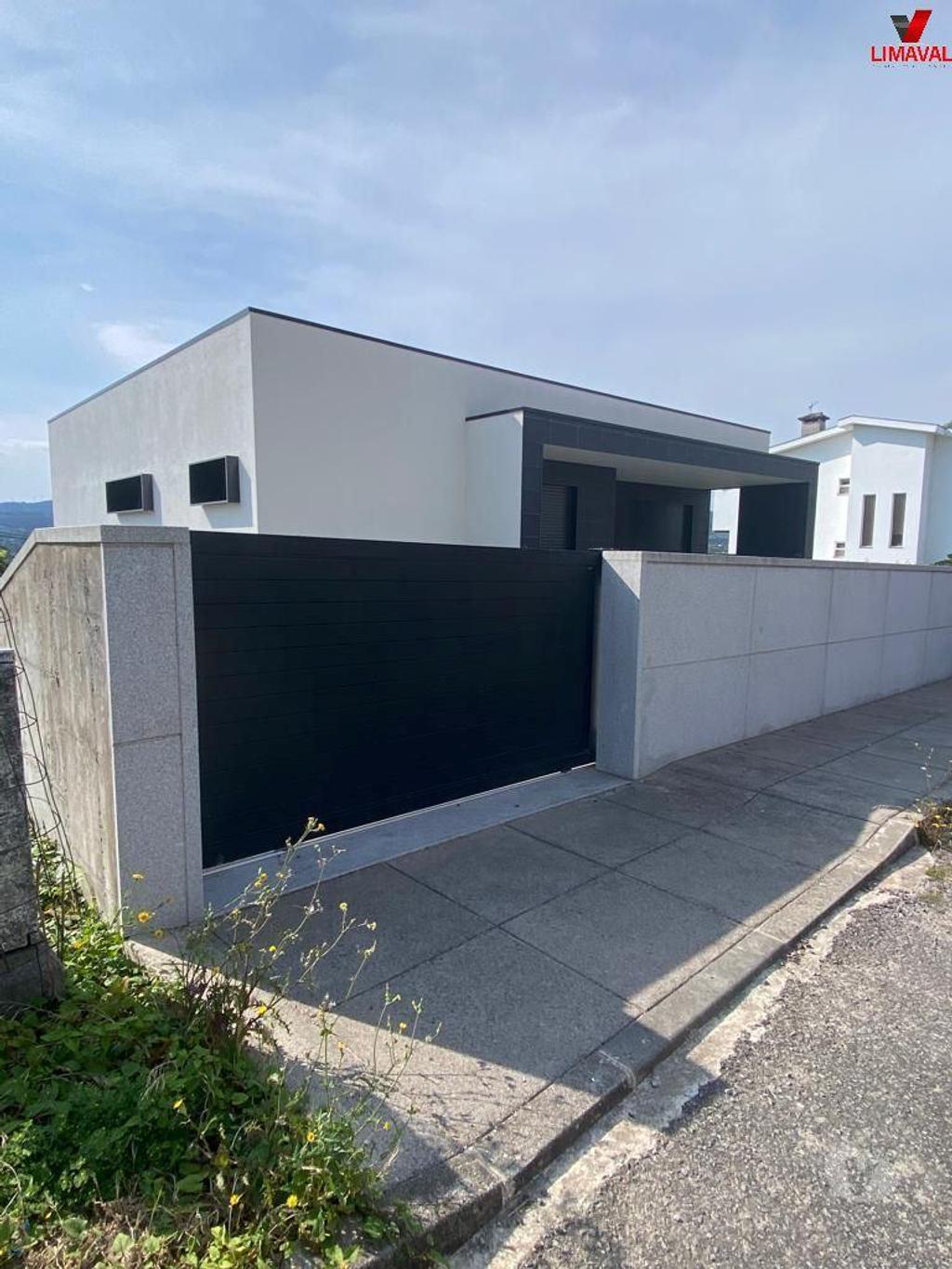 Apartamentos a venda Amares - Fotos para Amares-Moradia Individual Ferreiros - Amares (CASA AMARE)