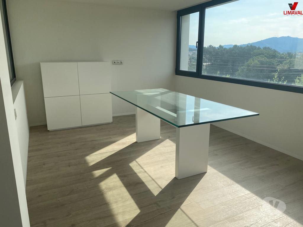 Apartamentos a venda Amares - Fotos para Amares-Moradia Individual Ferreiros - Amares (CASA AMARE)