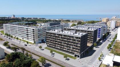 Casas a venda - Fotos para T4+1, Novo, na zona Limítrofe de Matosinhos sul, próximo à