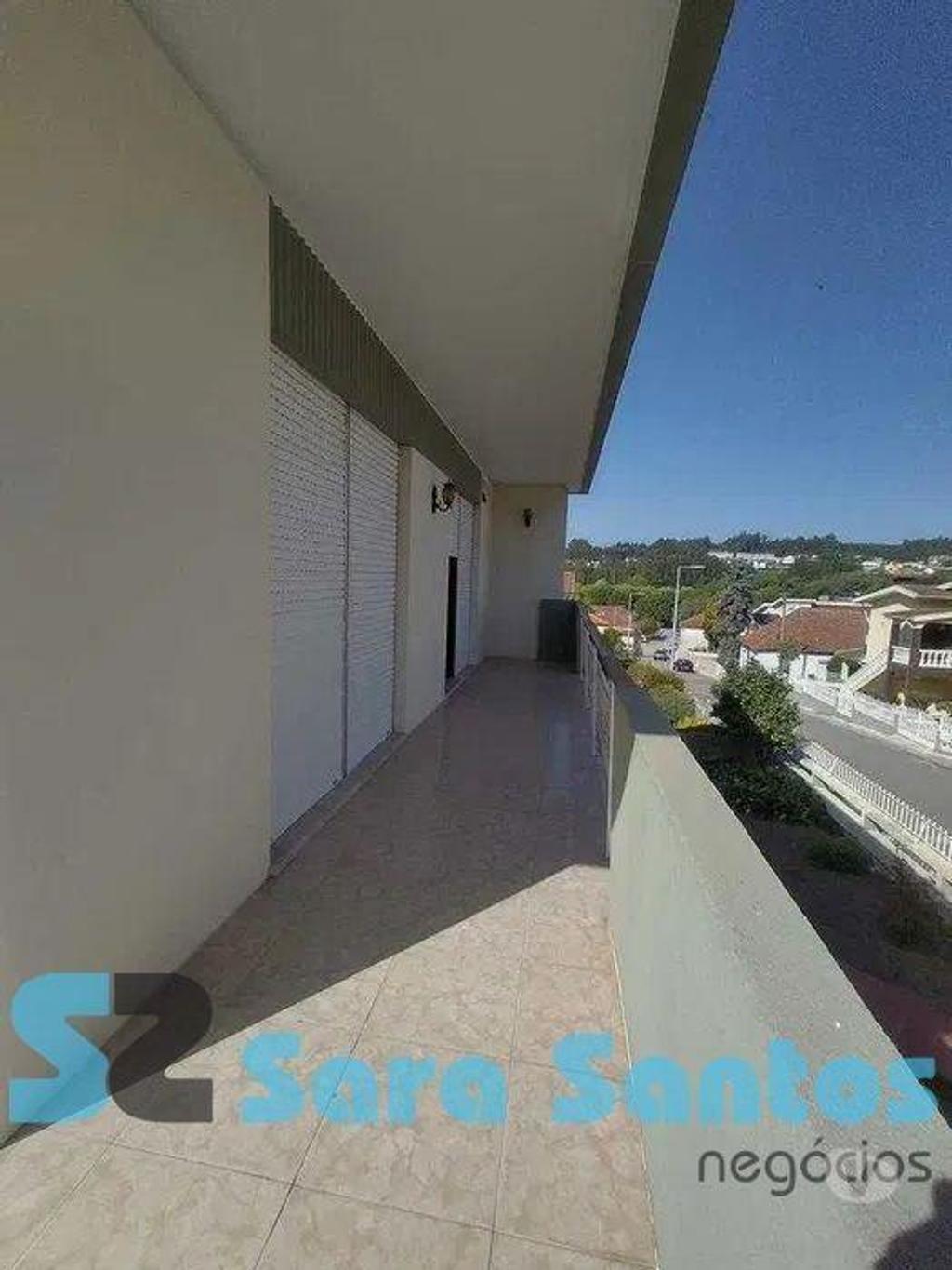 Apartamentos a venda Santa Maria da Feira - Fotos para Moradia T4 Mobilado junto ás Termas S. Jorge-Santa Maria Feira