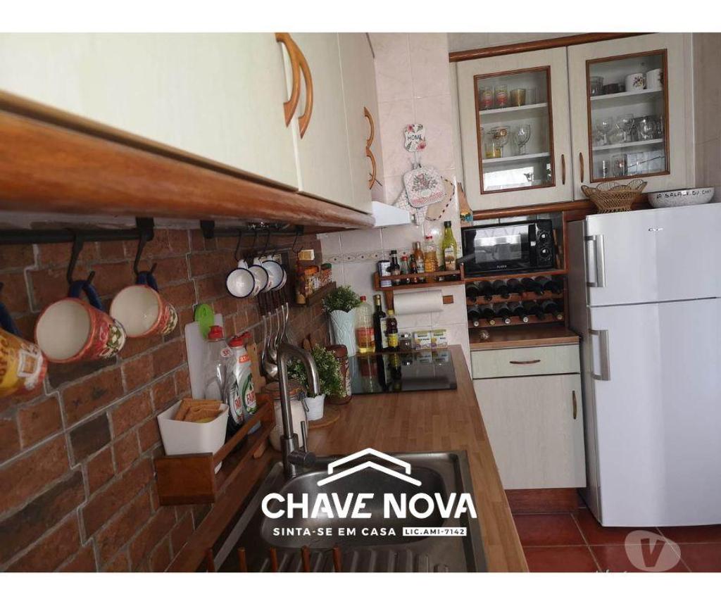 Apartamentos a venda Loulé - Fotos para Apartamento T2 em Quarteira a 125 metros da praia. (VLM 00126)