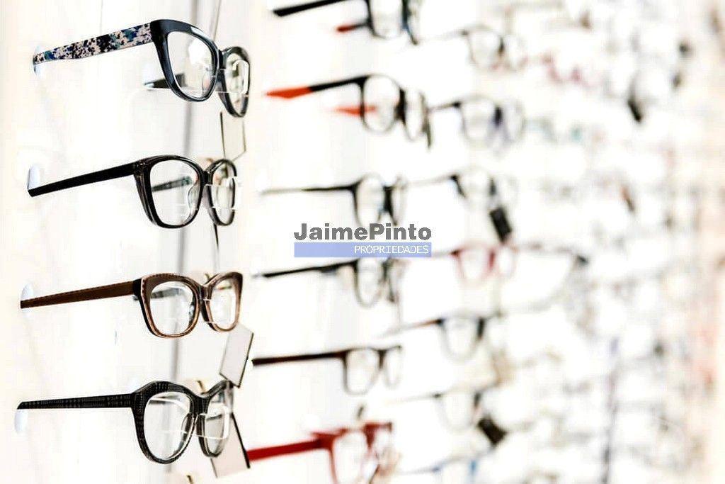 Comprar Loja Guimarães - Fotos para Empresa Parafarmácia, Óptica, Estética. Portugal, Guimarães.