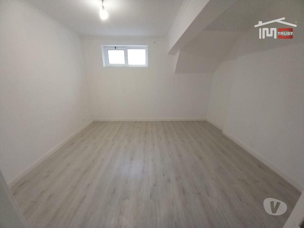 Apartamentos a venda Amadora - Fotos para Apartamento T2+1 Remodelado Sala com Open Space - Reboleira