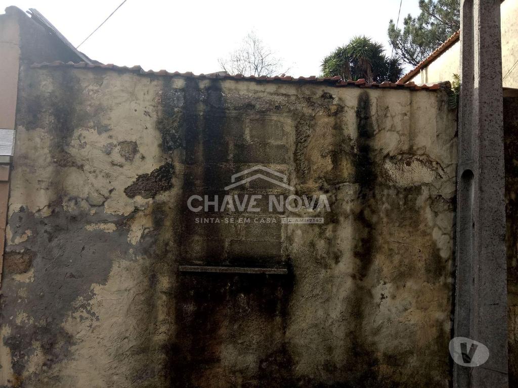 Comprar Loja Vila Nova de Gaia - Fotos para Venda de quatro imóveis na Afurada