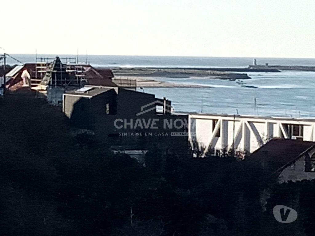 Comprar Loja Vila Nova de Gaia - Fotos para Venda de quatro imóveis na Afurada