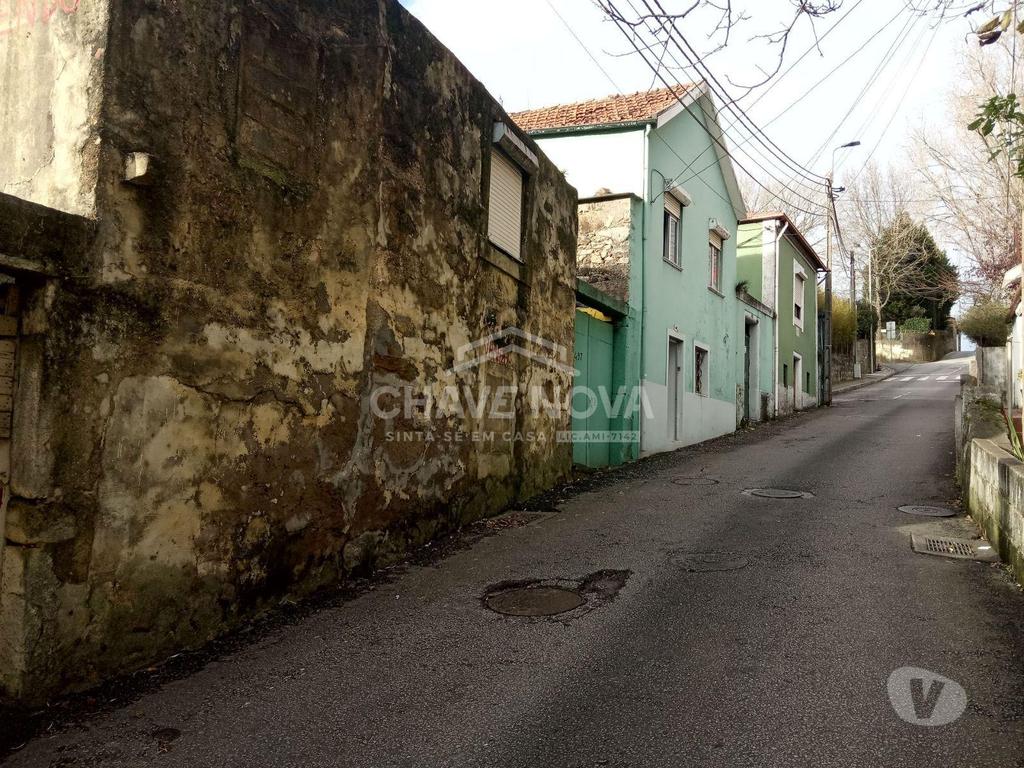 Comprar Loja Vila Nova de Gaia - Fotos para Venda de quatro imóveis na Afurada