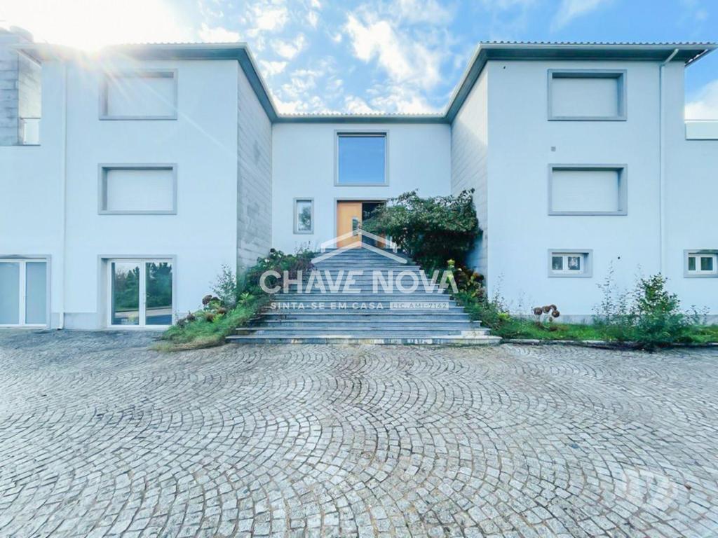 Apartamentos a venda Viseu - Fotos para Viseu-Moradia de luxo para venda em Sarzedelo, Viseu (SMF 02568)