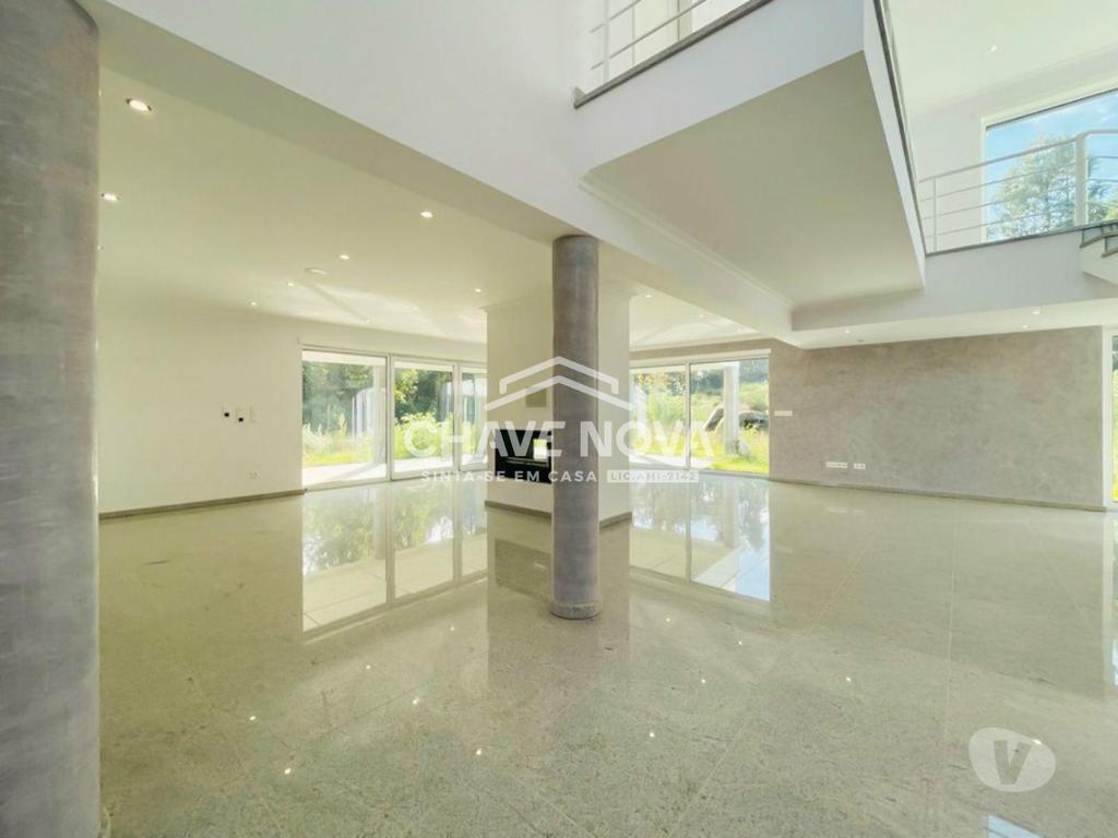Apartamentos a venda Viseu - Fotos para Viseu-Moradia de luxo para venda em Sarzedelo, Viseu (SMF 02568)