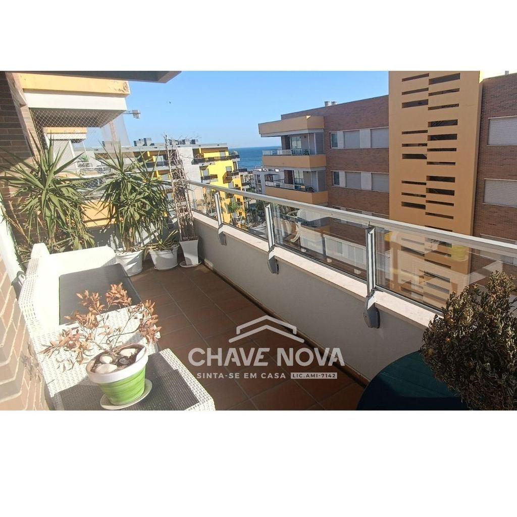 Apartamentos a venda Loulé - Fotos para Loule-Apartamento T2 próximo à Praia de Quarteira. (VLM 00133)