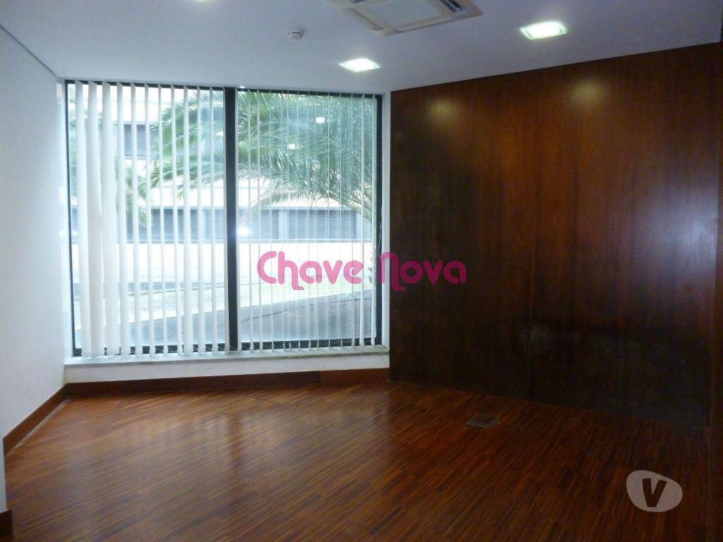 Aluguer Loja Vila Nova de Gaia - Fotos para Escritório com 585 m² em Zona central de V. N. Gaia