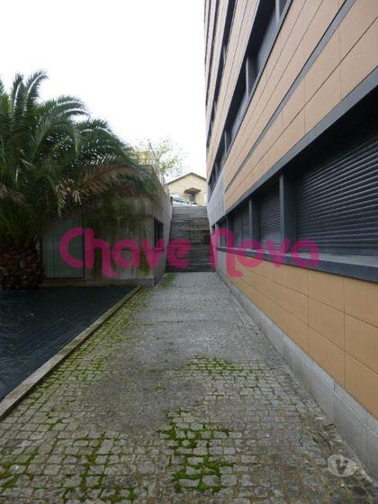 Aluguer Loja - Fotos para Escritório com 585 m² em Zona central de V. N. Gaia
