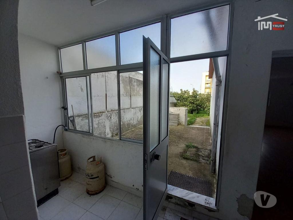 Apartamentos a venda Alcochete - Fotos para Moradia T3 Para Remodelaçao c Vista Rio Tejo - Alcochete