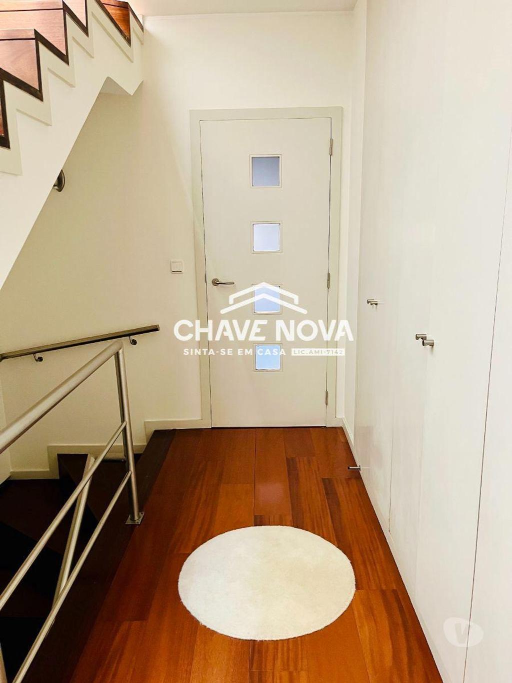 Apartamentos a venda Matosinhos - Fotos para Matosinhos-Moradia V4 em Lavra (Praia Agudela) (RT 02492)