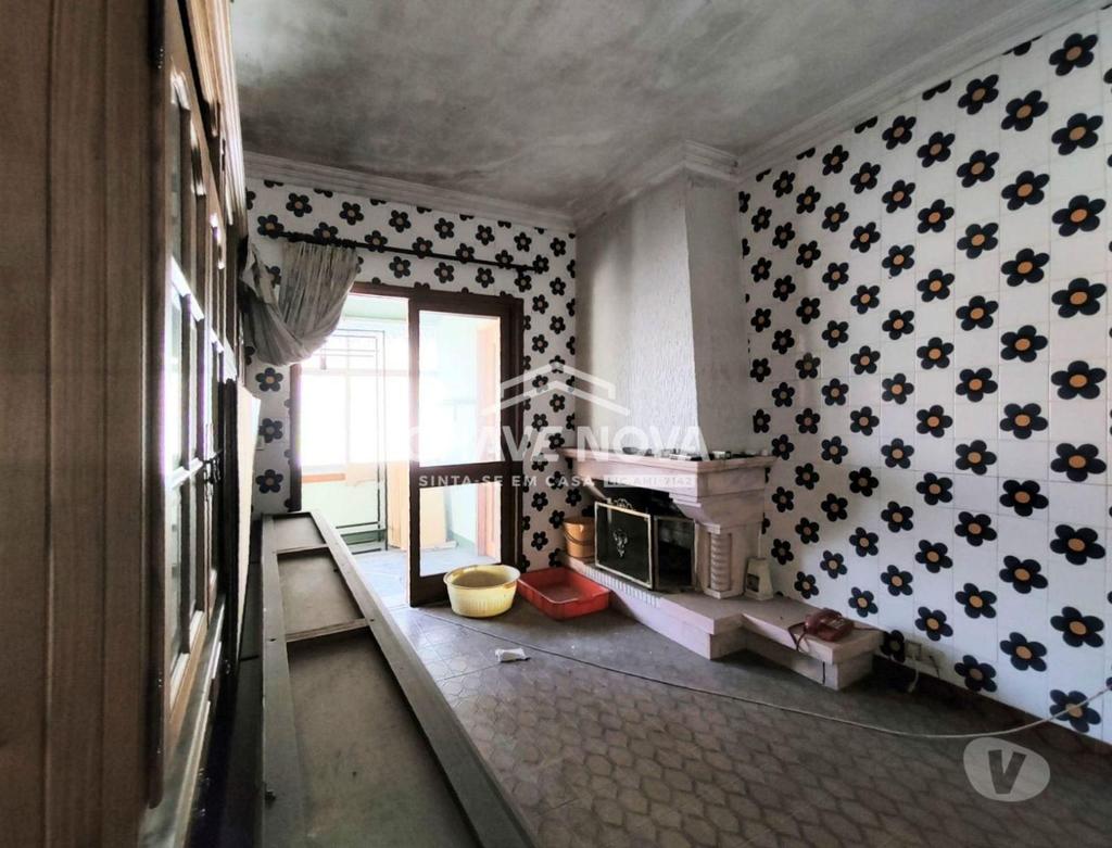 Apartamentos a venda Santa Maria da Feira - Fotos para Moradia isolada T3 para venda em Lourosa (SMF 02532)
