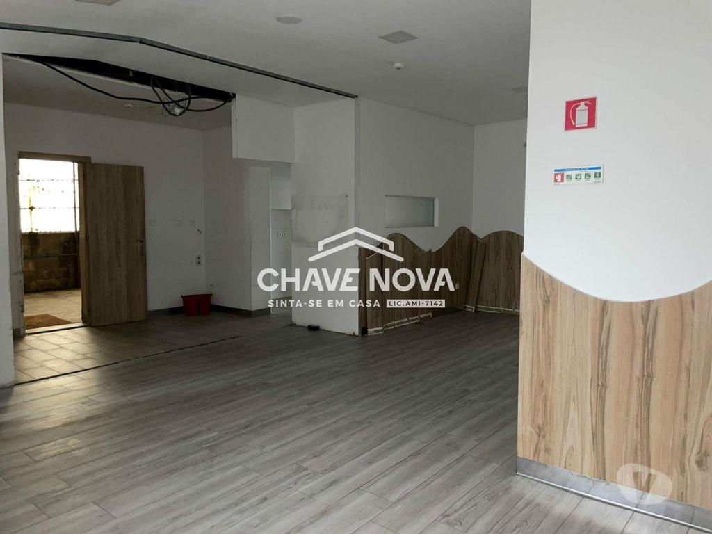 Comprar Loja Maia - Fotos para Espaço Comercial - Cidade da Maia