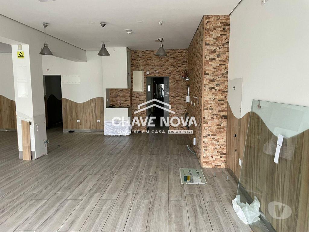 Comprar Loja Maia - Fotos para Espaço Comercial - Cidade da Maia