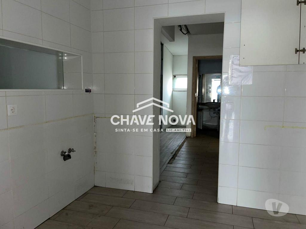 Comprar Loja Maia - Fotos para Espaço Comercial - Cidade da Maia