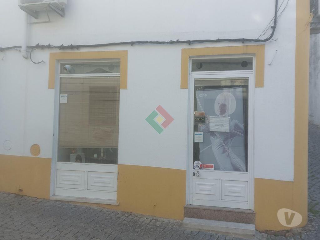 Comprar Loja Portalegre - Fotos para Cabeleireiro, para venda, Portalegre - Sé e São Lourenço