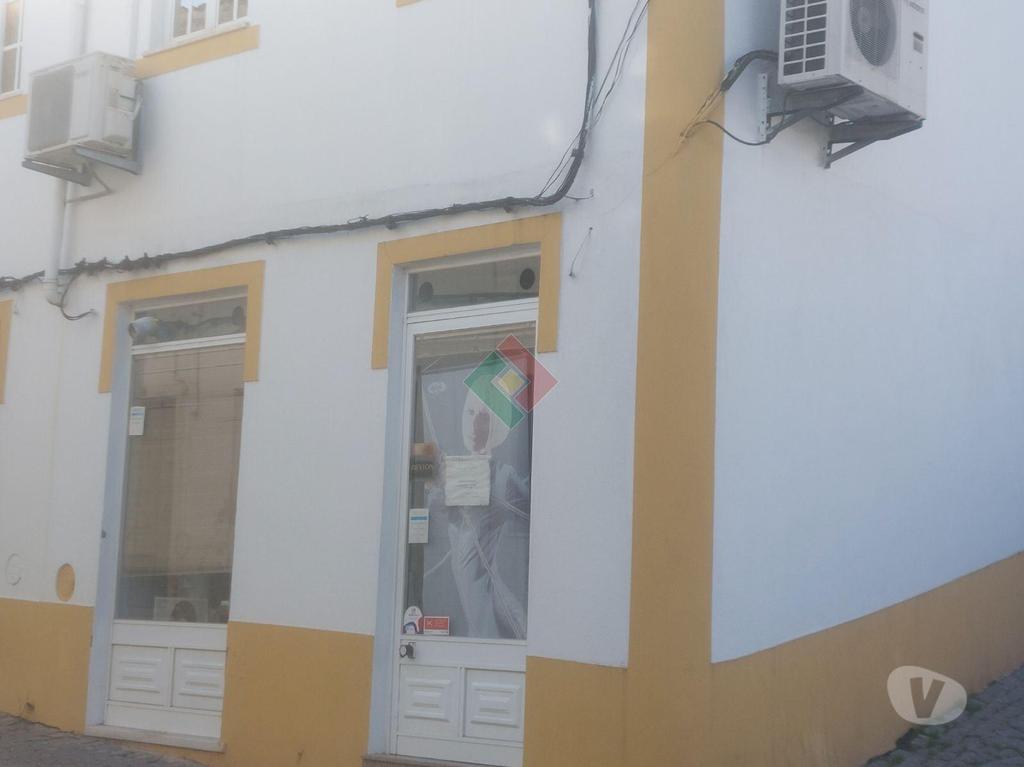 Comprar Loja Portalegre - Fotos para Cabeleireiro, para venda, Portalegre - Sé e São Lourenço