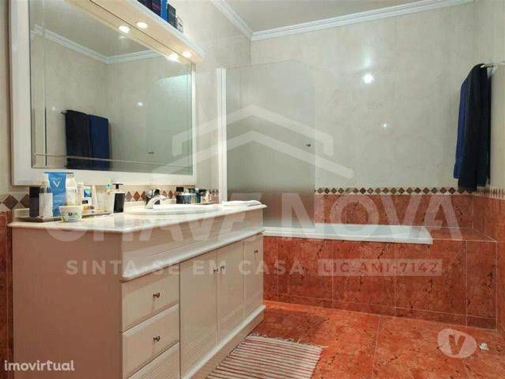 Apartamentos a venda Aveiro - Fotos para Moradia t4+1 Glória e Vera Cruz, compra por 785 000€ (AVR 00396)