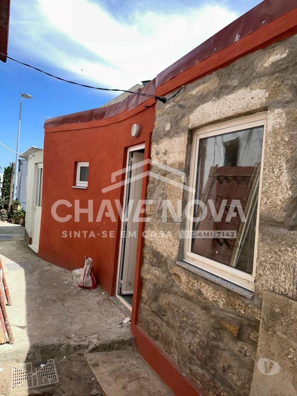 Apartamentos a venda Vila Nova de Gaia - Fotos para Moradia Térrea V1 Renovada Centro Gaia (Estação de Metro Câmara