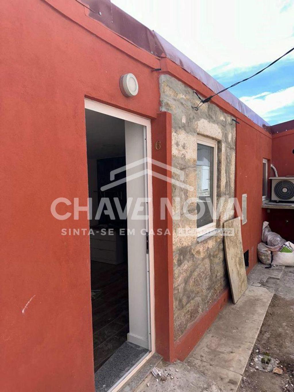 Apartamentos a venda Vila Nova de Gaia - Fotos para Moradia Térrea V1 Renovada Centro Gaia (Estação de Metro Câmara