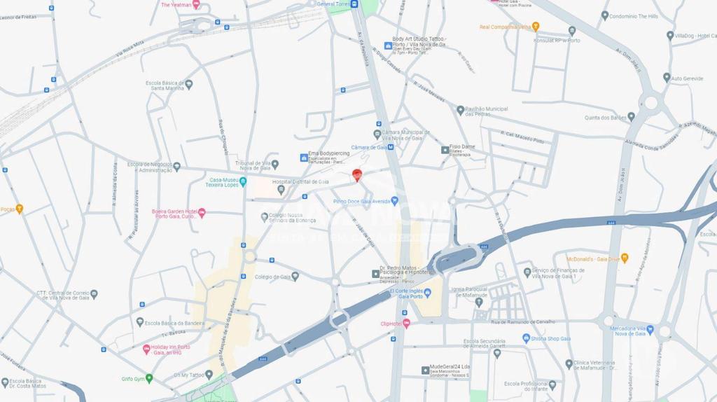 Apartamentos a venda Vila Nova de Gaia - Fotos para Moradia Térrea V1 Renovada Centro Gaia (Estação de Metro Câmara