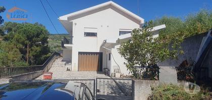 Casas a venda - Fotos para Lamego-Moradia e terreno agrícola de regadio (803231008)